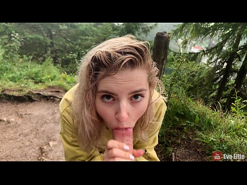 ❤️ Meisie sluk cum na 'n openbare blowjob - Eva Elfi ☑ Seks by ons